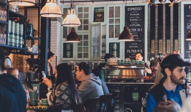 10 Key Things to Consider Before Starting Your Own Restaurant